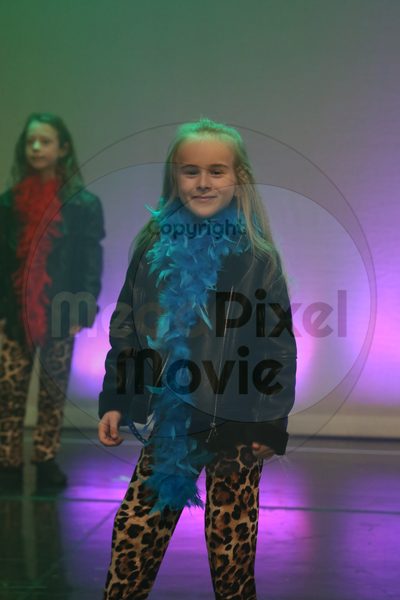 Let's Dance - Image 0504