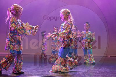 Let's Dance - Image 7990