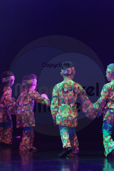 Let's Dance - Image 8005